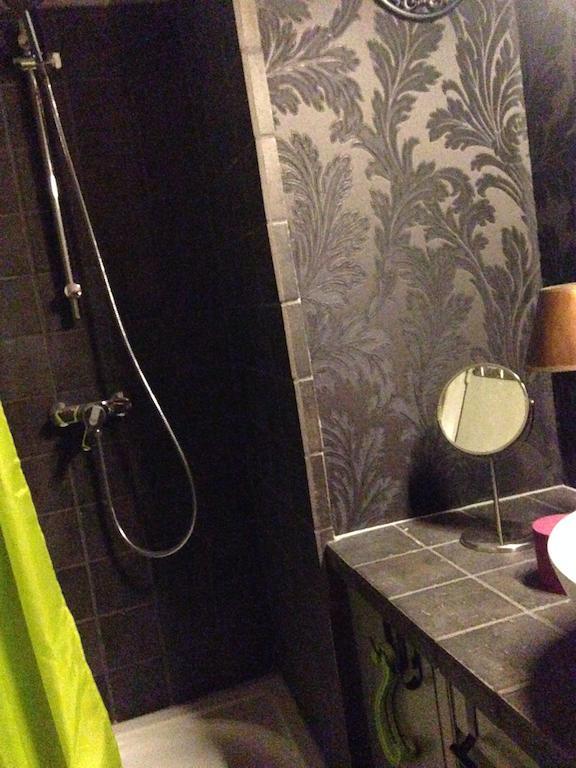 Des Gouts Et Des Couleurs Apartment Вервиерс Екстериор снимка